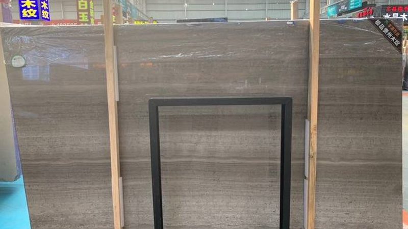 蘑菇石与真石漆：材质差异与适用场景分析